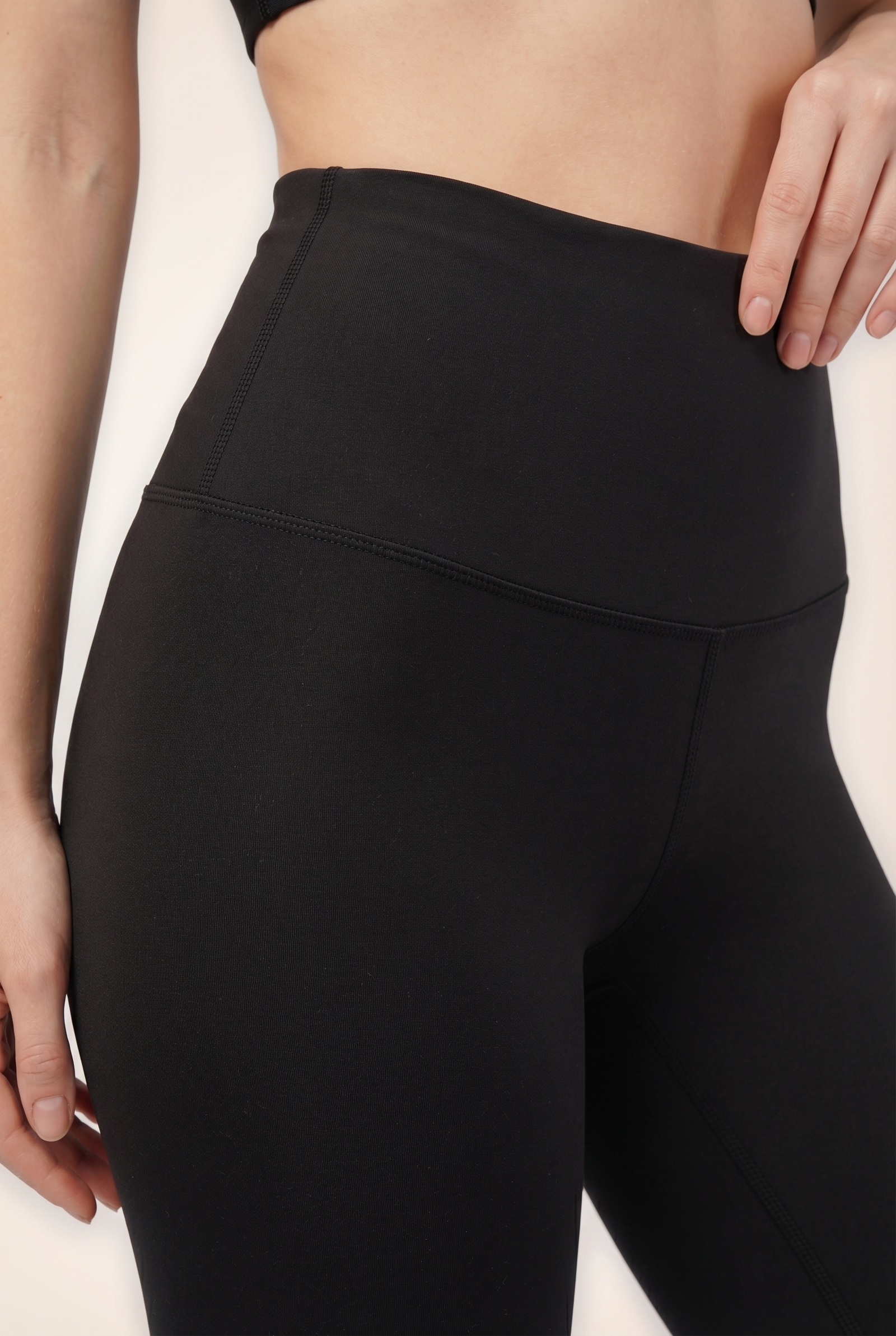 CoreFit High-Waist Legging in Black, view 3