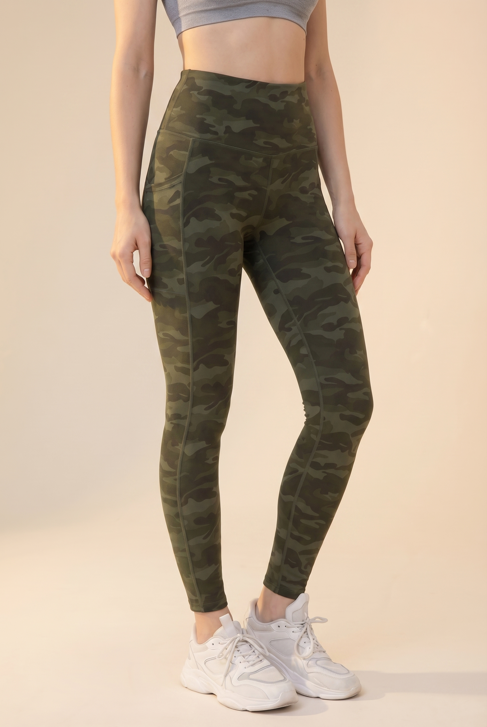 FlexPocket High-Waist Legging in Green Camo, view 5