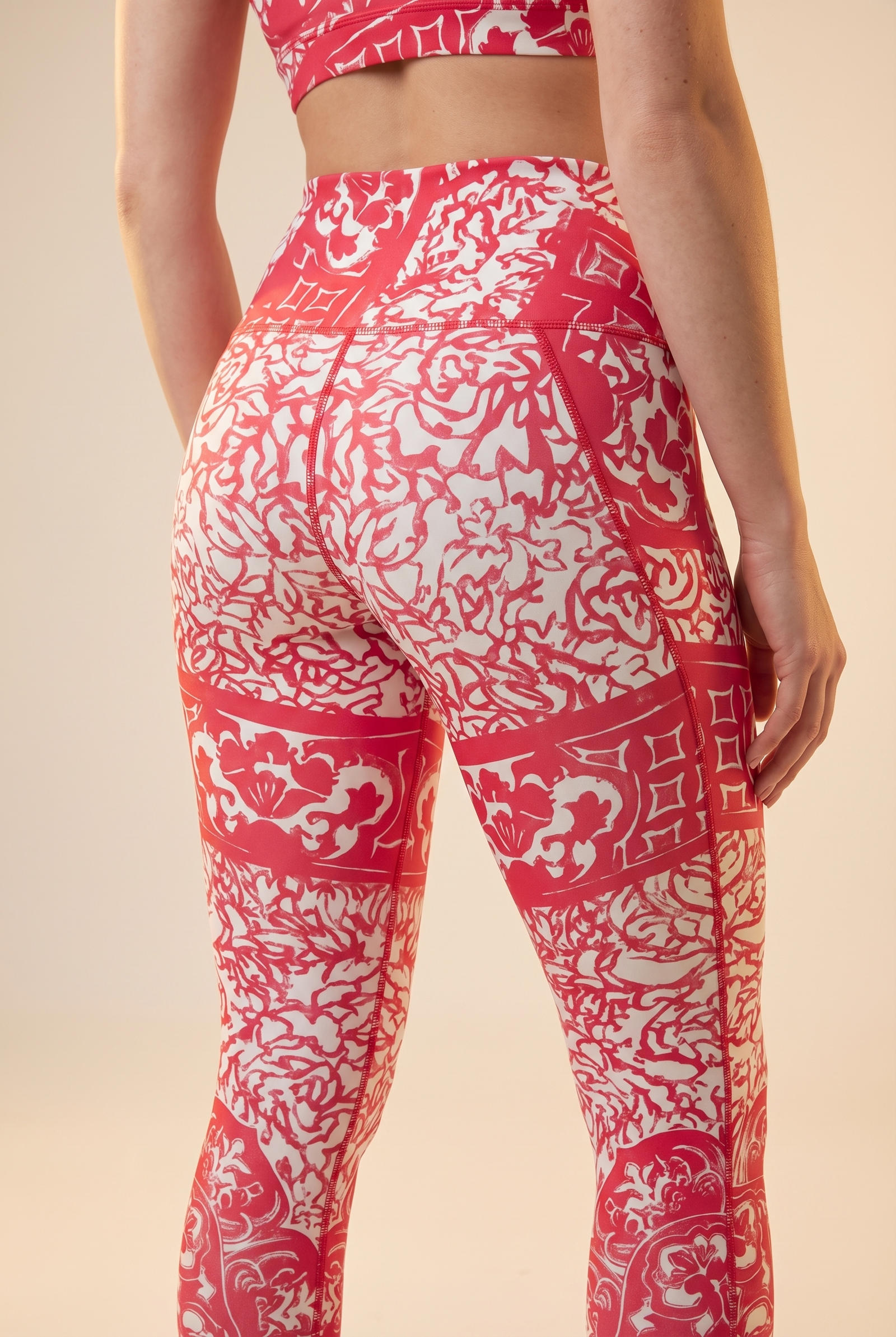 StudioPrint Ornamental High-Waist Legging in Pink, view 4